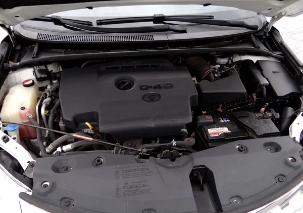 Toyota Avensis cena 29900 przebieg: 364000, rok produkcji 2014 z Piekary Śląskie małe 466